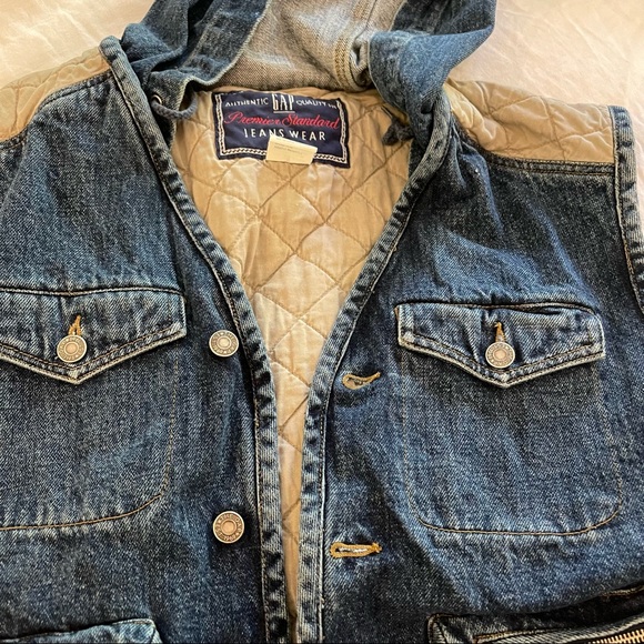 COPY - Vintage Denim Gap Vest - Picture 4 of 4